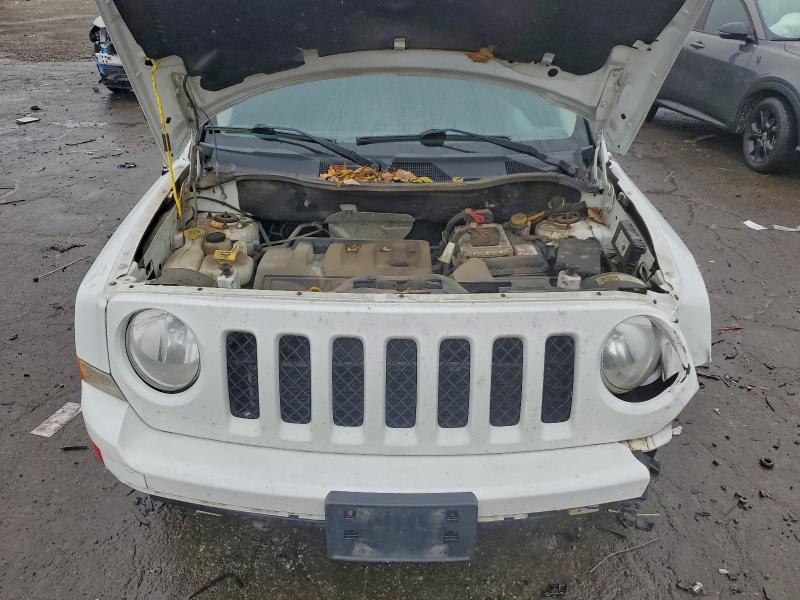 Photo 11 from auction – 2017 JEEP PATRIOT with VIN 1C4NJPBB7HD158396