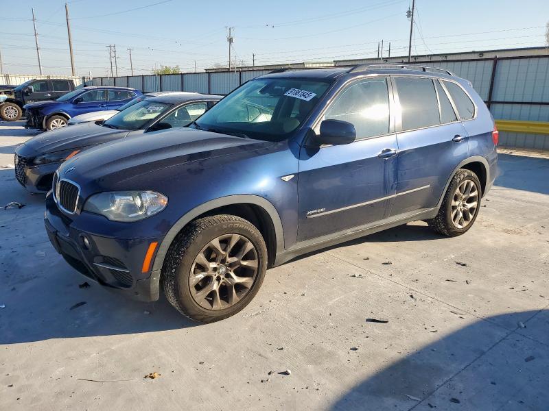 BMW X5 XDRIVE3 2013 with VIN 5UXZV4C52D0B13611 - Photo from auction
