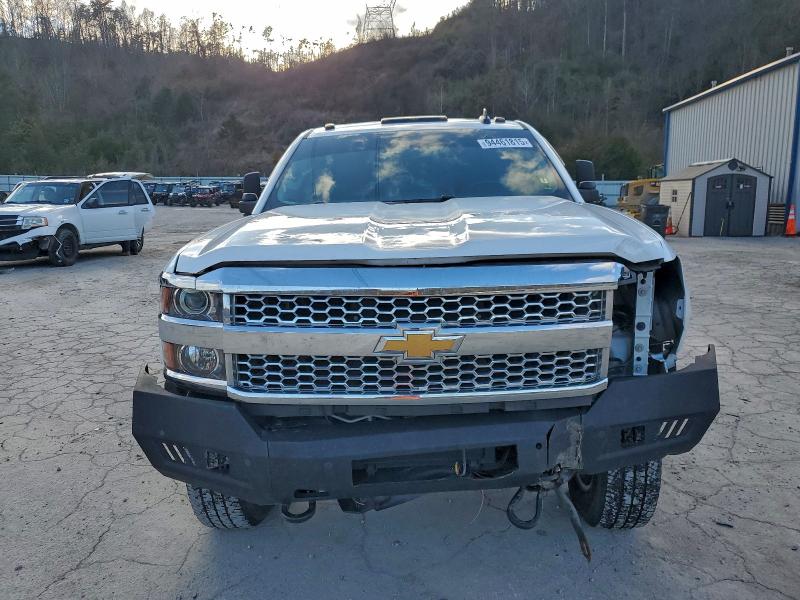 Photo 5 from auction – 2019 CHEVROLET SILVERADO with VIN 2GC2KREG7K1241283