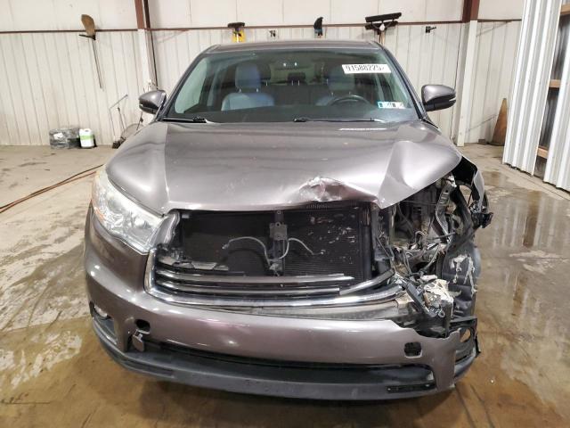 Photo 5 from auction – 2016 TOYOTA HIGHLANDER with VIN 5TDBKRFH8GS352965