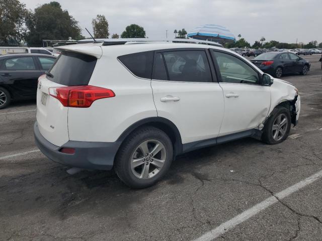 Photo 3 from auction – 2015 TOYOTA RAV4 XLE with VIN JTMWFREV7FJ041021