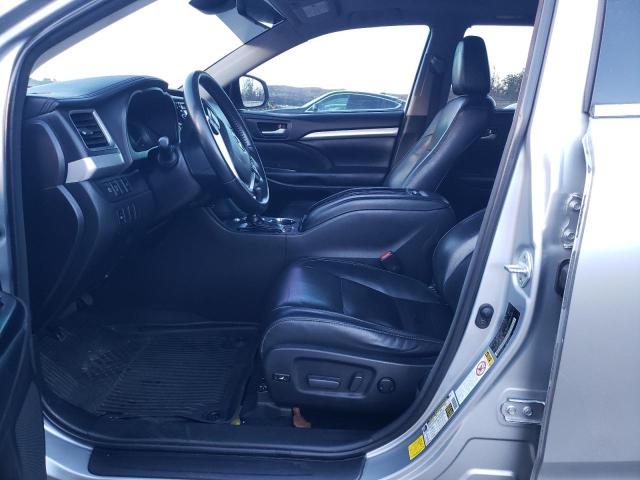 Photo 7 from auction – 2018 TOYOTA HIGHLANDER with VIN 5TDJZRFH6JS556856