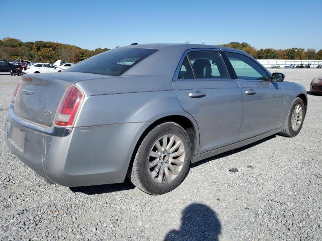 Photo 3 from auction – 2013 CHRYSLER 300 with VIN 2C3CCAAG6DH731883