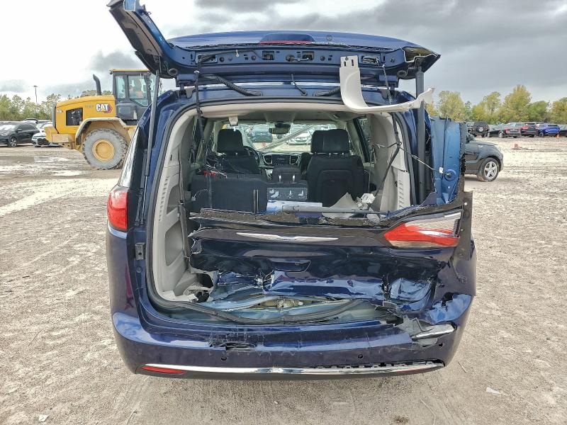 Photo 6 from auction – 2020 CHRYSLER PACIFICA T with VIN 2C4RC1EG7LR106174
