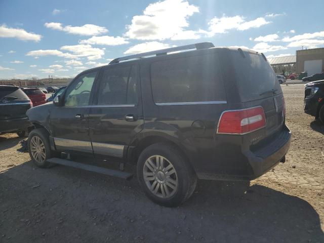 Photo 2 from auction – 2011 LINCOLN NAVIGATOR with VIN 5LMJJ2J51BEJ06642