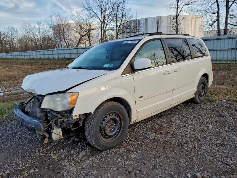 CHRYSLER TOWN & COU 2008 with VIN 2A8HR54P78R774852 - Photo from auction