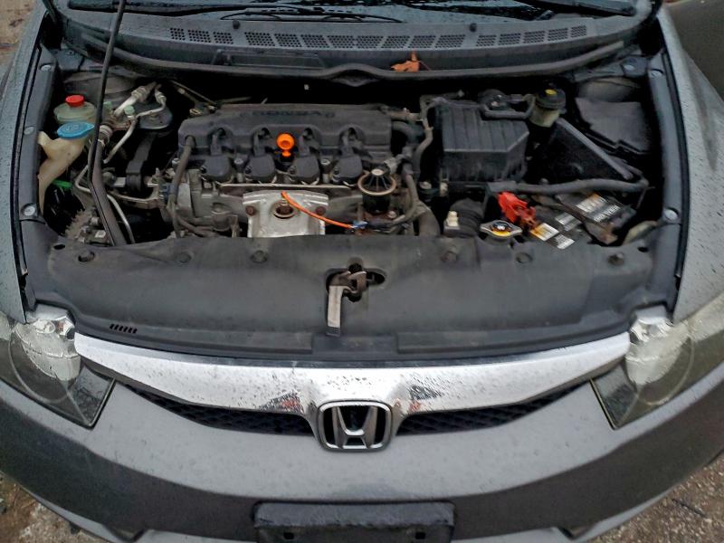 Снимка 11 от търг – 2010 HONDA CIVIC с VIN 19XFA1F89AE083981