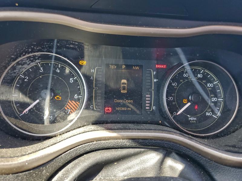 Photo 9 from auction – 2014 JEEP CHEROKEE S with VIN 1C4PJLABXEW149341