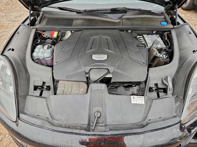 Photo 11 from auction – 2021 PORSCHE CAYENNE CO with VIN WP1BA2AYXMDA41965