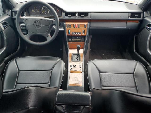 Photo 8 from auction – 1994 MERCEDES-BENZ E 320 with VIN WDBEA32E4RC124781