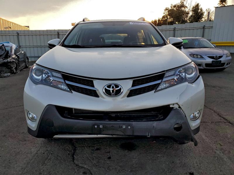 Photo 5 from auction – 2013 TOYOTA RAV4 LIMIT with VIN JTMYFREV8D5000430