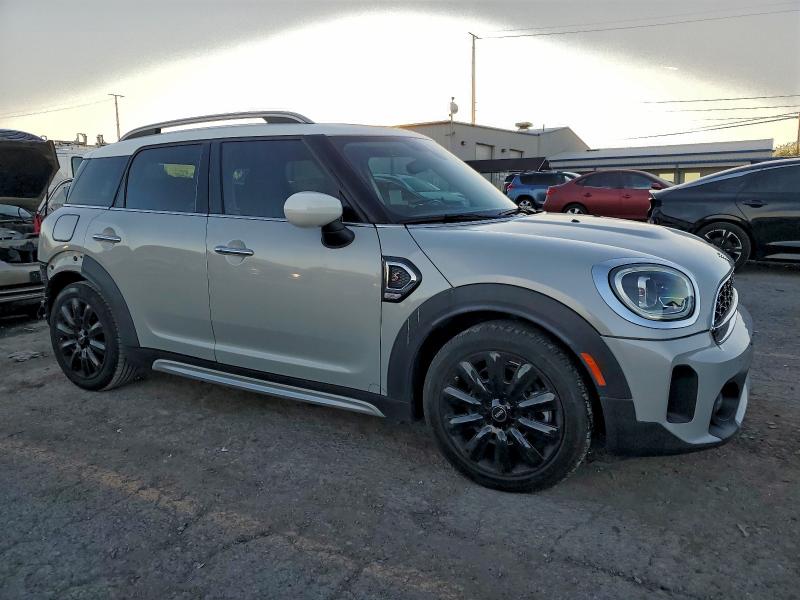 Photo 4 from auction – 2022 MINI COOPER S C with VIN WMZ53BR01N3N99928