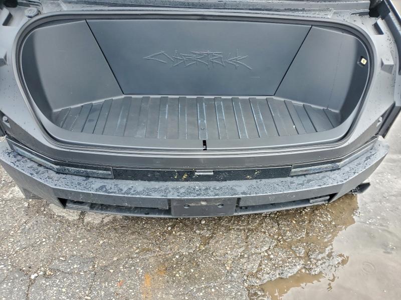 Photo 11 from auction – 2025 TESLA CYBERTRUCK with VIN 7G2CEHED8SA072474
