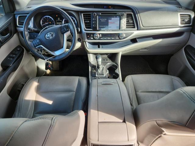 Photo 8 from auction – 2016 TOYOTA HIGHLANDER with VIN 5TDJKRFH4GS274468
