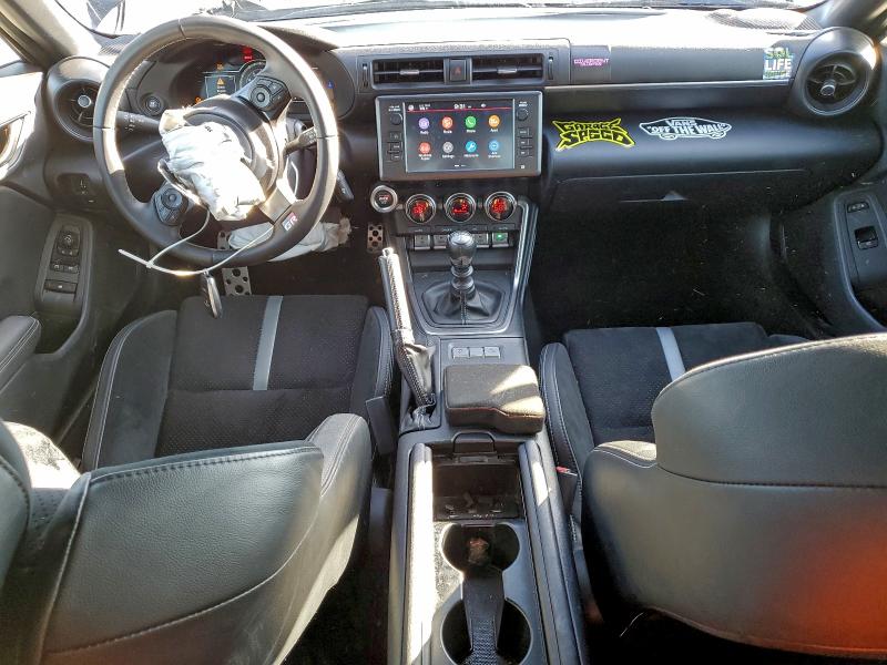Photo 8 from auction – 2024 TOYOTA GR 86 PREM with VIN JF1ZNBE13R9752389