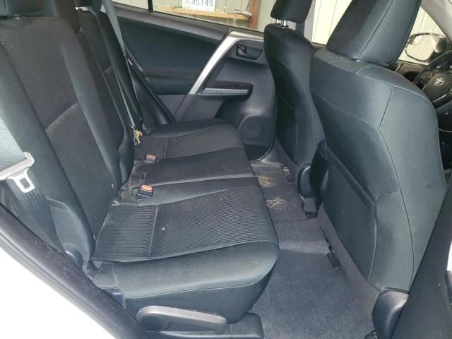 Photo 11 from auction – 2018 TOYOTA RAV4 LE with VIN JTMBFREV5JJ231178