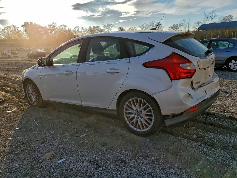 Photo 2 from auction – 2012 FORD FOCUS SEL with VIN 1FAHP3M21CL128218