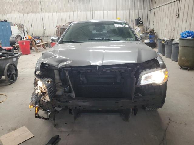 Photo 5 from auction – 2011 CHRYSLER 300C with VIN 2C3CK6CT7BH560052