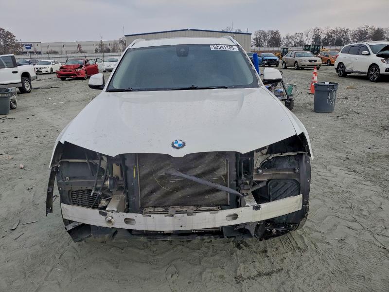 Photo 5 from auction – 2016 BMW X3 XDRIVE3 with VIN 5UXWX7C59G0S17593