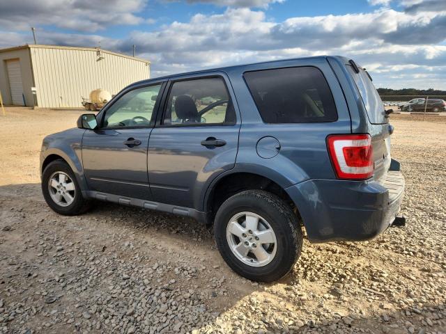 Photo 2 from auction – 2011 FORD ESCAPE XLS with VIN 1FMCU9C79BKA94140