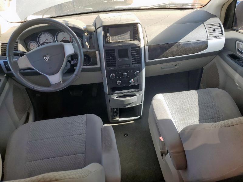 Photo 8 from auction – 2010 DODGE CARAVAN with VIN 2D4RN5D16AR146647