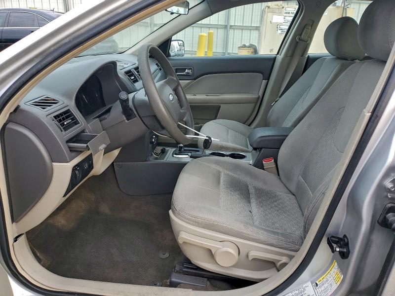 Zdjęcie 7 z aukcji – 2012 FORD FUSION S z VIN 3FAHP0GA3CR117398