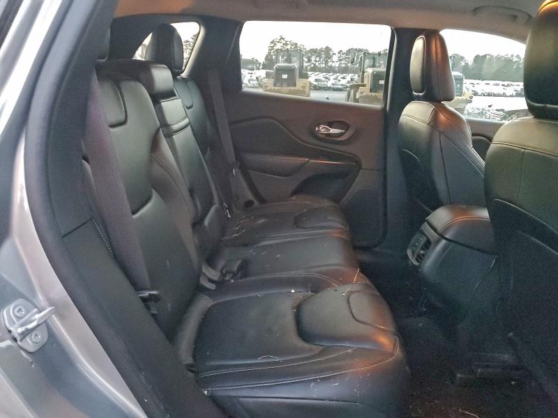 Photo 11 from auction – 2016 JEEP CHEROKEE L with VIN 1C4PJLDB1GW200529