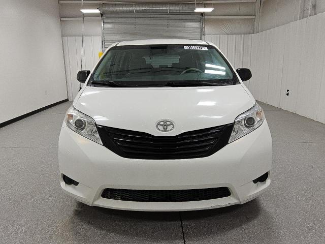 Photo 5 from auction – 2013 TOYOTA SIENNA with VIN 5TDZK3DC5DS332185