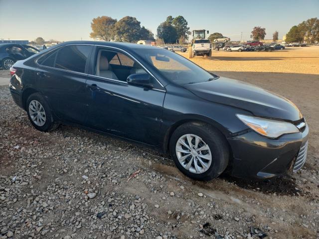 Photo 4 from auction – 2017 TOYOTA CAMRY LE with VIN 4T1BF1FK5HU402120