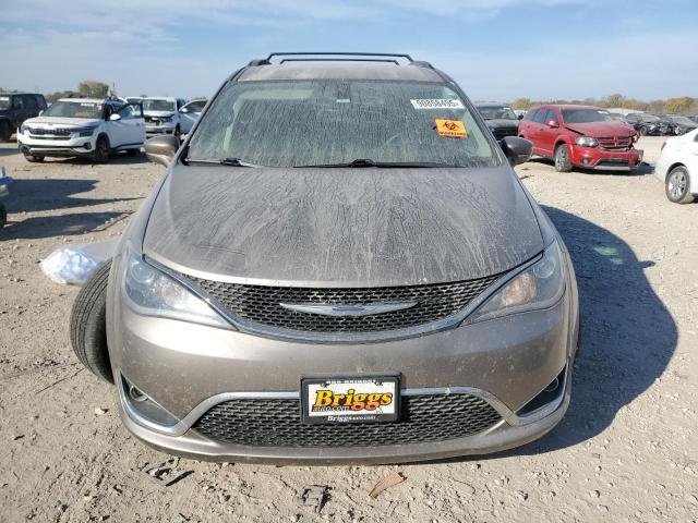Photo 5 from auction – 2017 CHRYSLER PACIFICA T with VIN 2C4RC1BGXHR534798
