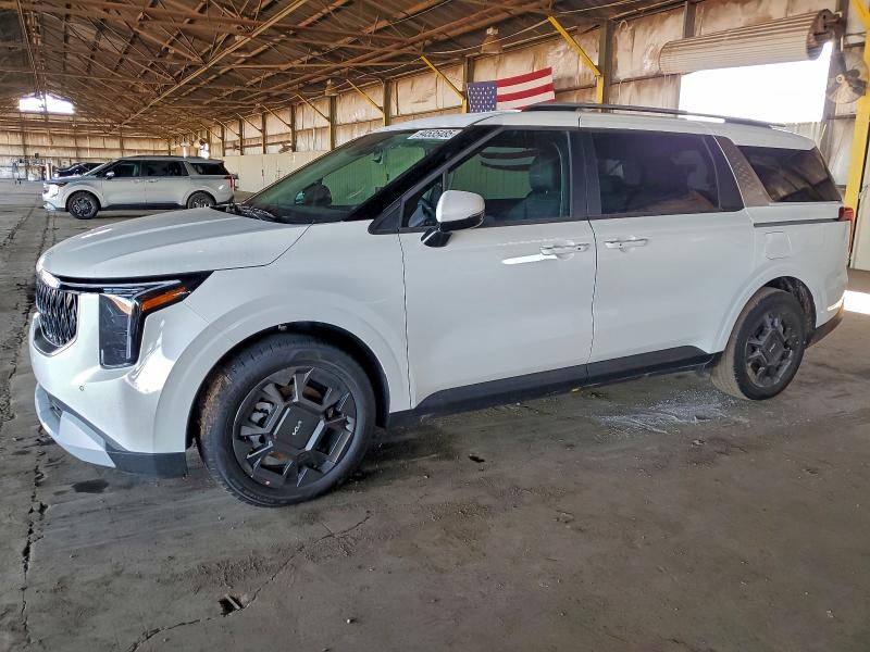 KIA CARNIVAL E 2026 مع رقم تعريف المركبة KNDNC5KA1T6108404 - صورة من المزاد