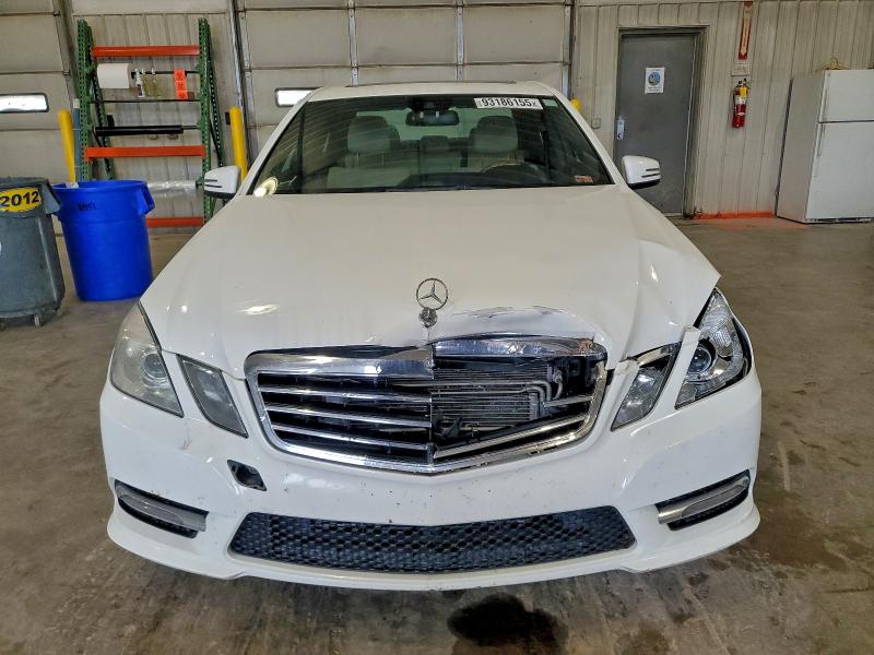 Photo 5 from auction – 2013 MERCEDES-BENZ E 350 BLUE with VIN WDDHF2EB9DA743687