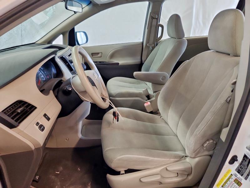 Photo 7 from auction – 2013 TOYOTA SIENNA with VIN 5TDZK3DC8DS356688