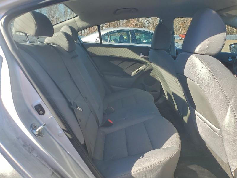 Photo 10 from auction – 2018 KIA FORTE LX with VIN 3KPFL4A79JE183539