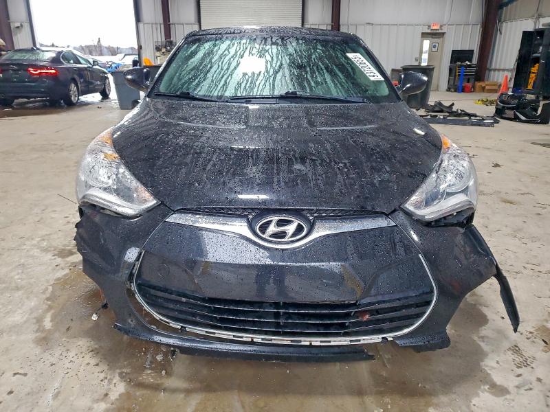 Photo 5 from auction – 2015 HYUNDAI VELOSTER with VIN KMHTC6AD5FU229604
