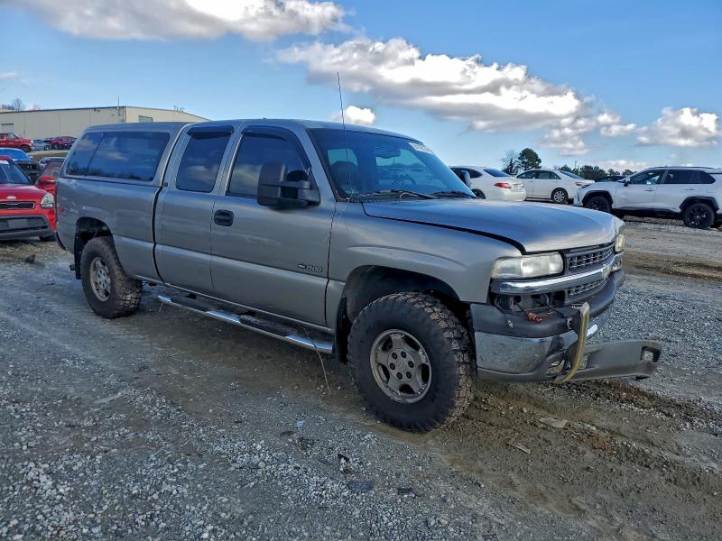 Photo 4 from auction – 2000 CHEVROLET SILVERADO with VIN 2GCEK19T1Y1281504