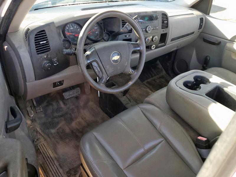Photo 8 from auction – 2011 CHEVROLET SILVERADO with VIN 1GCNKPE07BZ244308