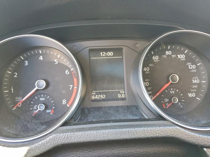 Photo 9 from auction – 2018 VOLKSWAGEN PASSAT SE with VIN 1VWBA7A36JC025697