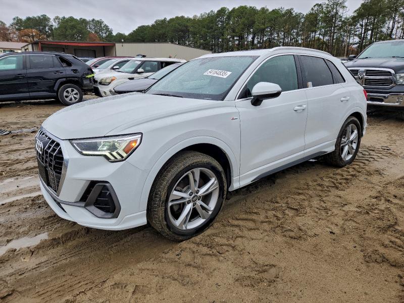 AUDI Q3 PREMIUM 2020 with VIN WA1EECF32L1031866 - Photo from auction