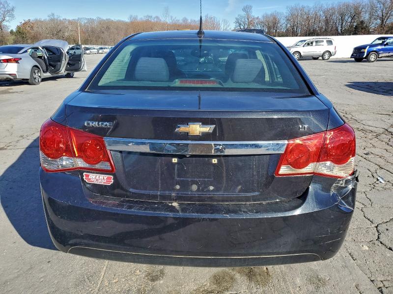 Photo 6 from auction – 2014 CHEVROLET CRUZE LT with VIN 1G1PC5SB4E7169611