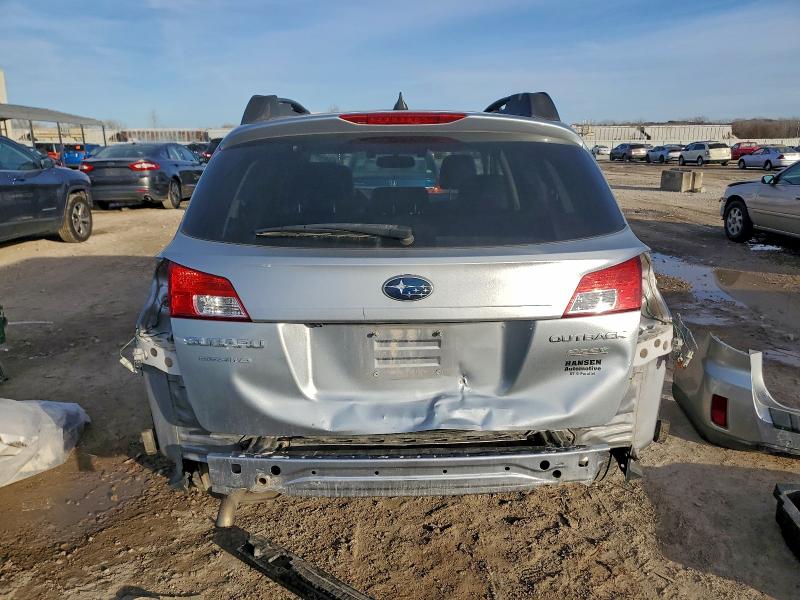 Photo 6 from auction – 2014 SUBARU OUTBACK 2. with VIN 4S4BRBNC0E3251065