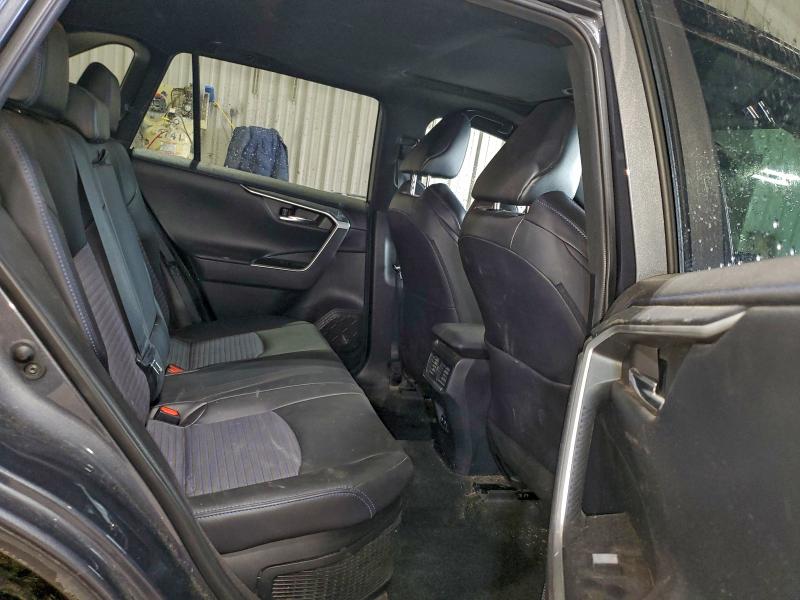 Photo 11 from auction – 2021 TOYOTA RAV4 XSE with VIN 2T3E6RFV2MW005861