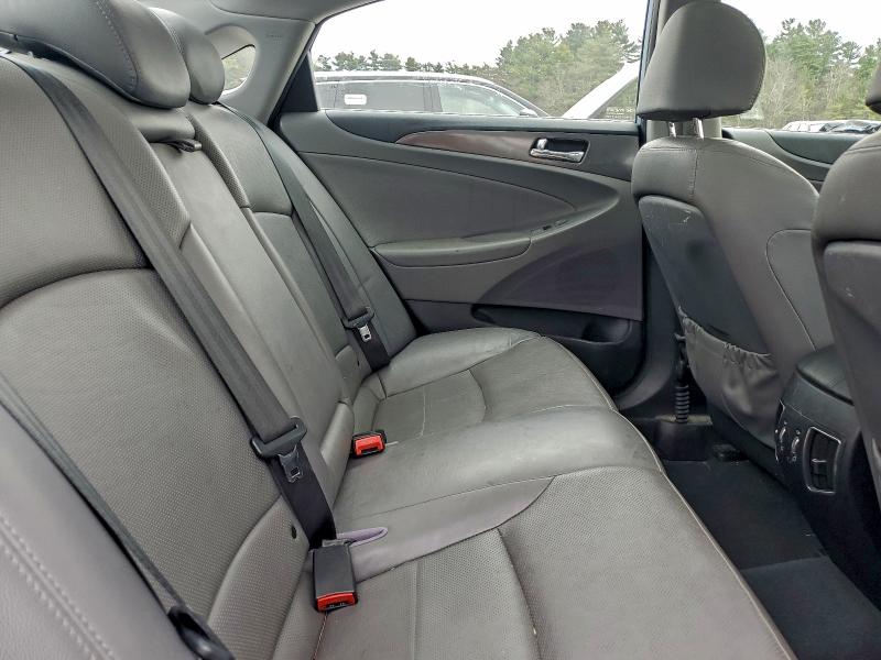 Photo 10 from auction – 2013 HYUNDAI SONATA HYB with VIN KMHEC4A49DA068752
