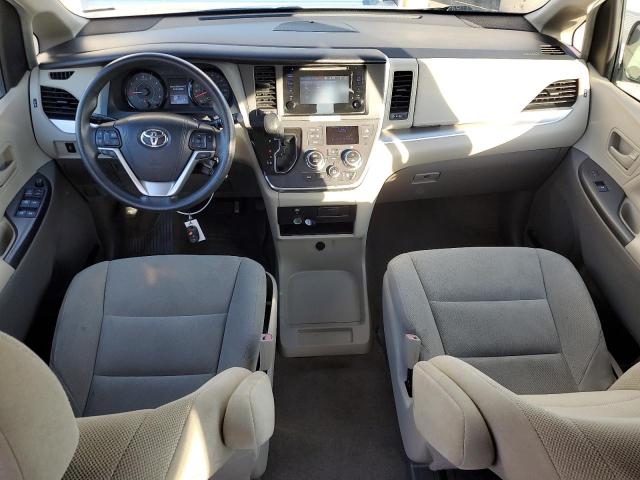 Photo 8 from auction – 2017 TOYOTA SIENNA with VIN 5TDZZ3DC2HS820480