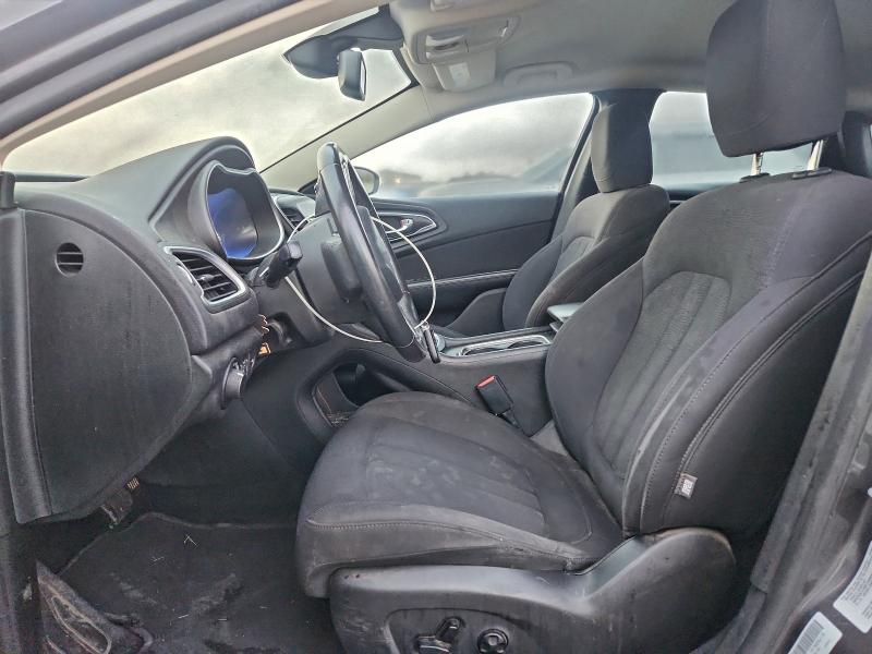 Photo 7 from auction – 2015 CHRYSLER 200 LIMITE with VIN 1C3CCCAB4FN653565