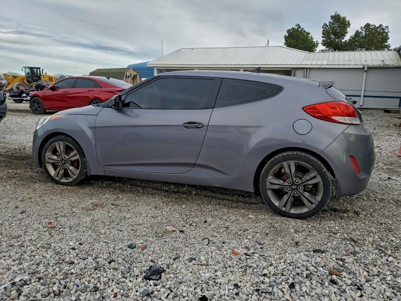 Photo 2 from auction – 2016 HYUNDAI VELOSTER with VIN KMHTC6AD5GU283826