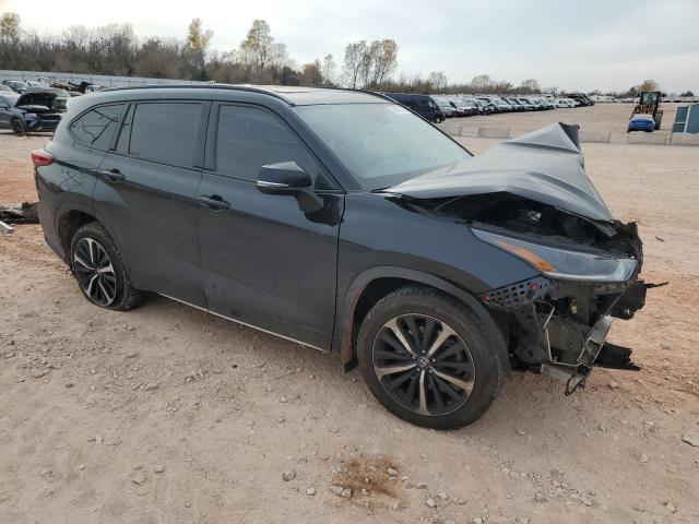 Photo 4 from auction – 2022 TOYOTA HIGHLANDER with VIN 5TDLZRAH0NS110580