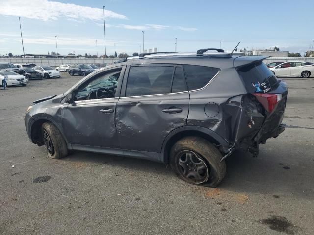 Photo 2 from auction – 2015 TOYOTA RAV4 LE with VIN JTMZFREV7FJ048693