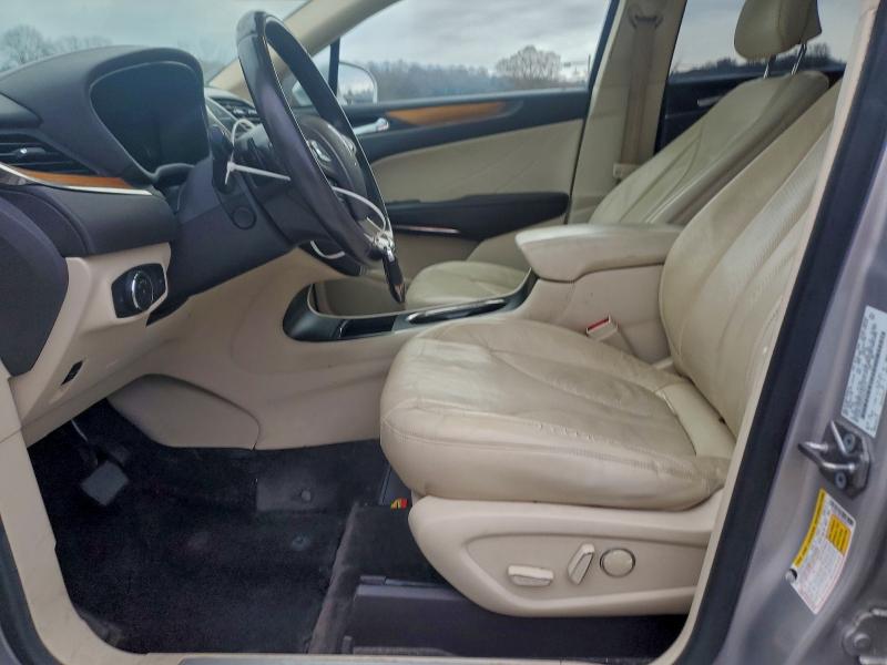 Photo 7 from auction – 2016 LINCOLN MKC RESERV with VIN 5LMCJ3C91GUJ03171