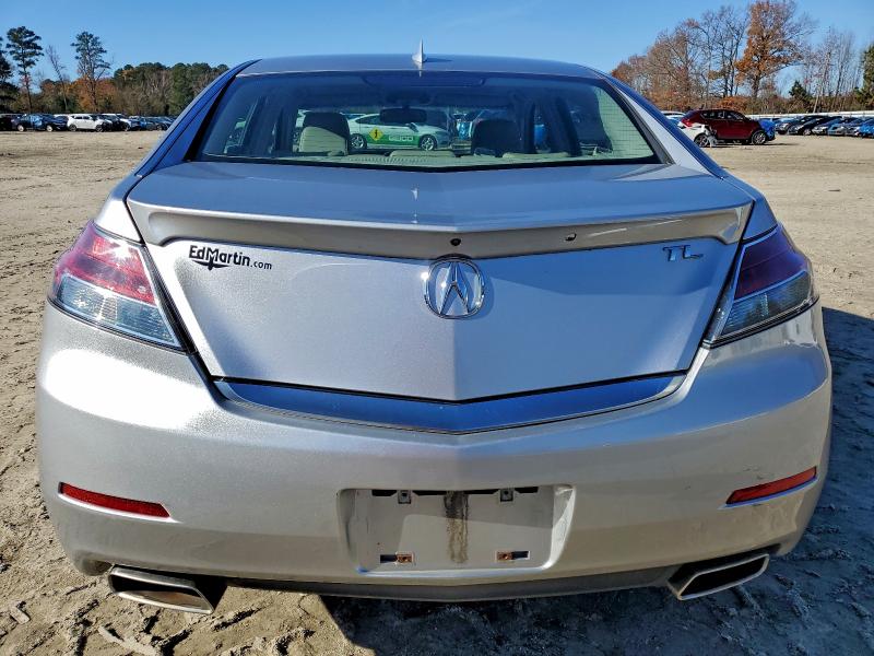 Photo 6 from auction – 2013 ACURA TL TECH with VIN 19UUA8F53DA011575